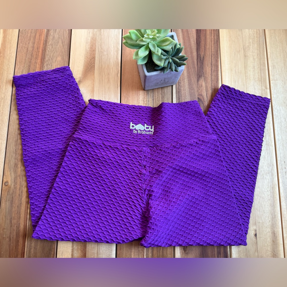 Booty by Brabants Croco Skin Cropped Leggings